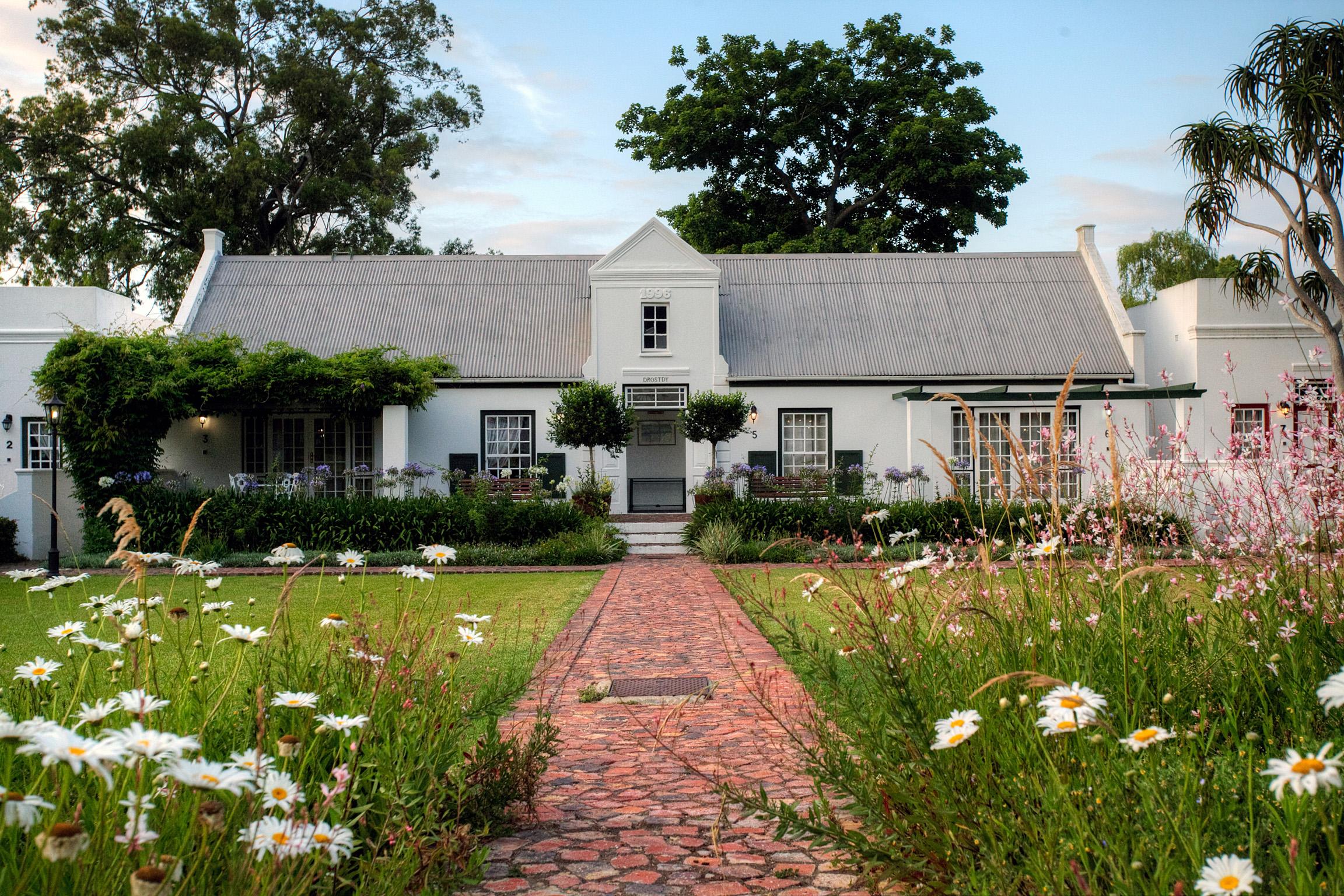 Tsitsikamma Village Inn Stormsrivier Exterior photo